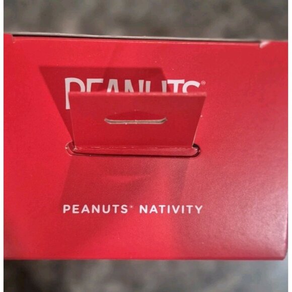 New Hallmark Peanuts Charlie Brown Christmas  Pageant Christmas Tree Ornament - Picture 6 of 6